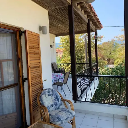 Apostolis Seaside Living